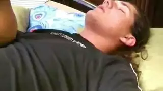 سكس امهات مصريه يلحس كسها وتنص زبه ويمتعه نيك