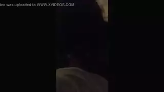 فتاة صغيرة تأخذ القضيب في فمها ثم في مؤخرتها