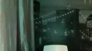 مداعبة الثدي وخروج الحليب
