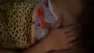 الجنس الممنوع في المزرعة: رجل يمارس الجنس مع حمار