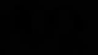 أم تشارك الحمام مع إبنها