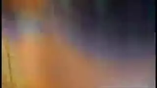 أثداء ميس كمر الكبيرة و طيزها في علبة جماعية جامحة