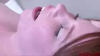 سمراء زب ابيض
