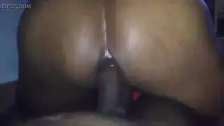 نكاح محجبة قاسي: قضيب أسود يمدد مهبلها الضيق