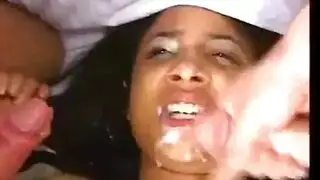 أفلام سكس سحاق: بنات يمارسن الجنس مع بعض