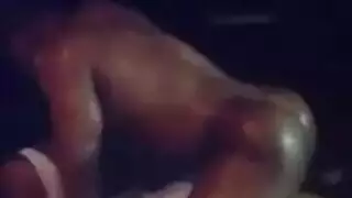 مجون حيواني: مثيرات آسيويات مع حصان