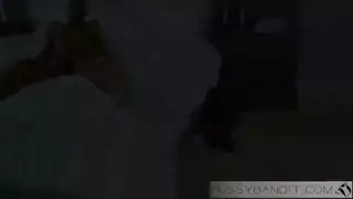 سيدة ممتلئة تأخذ زب ضخم في غرفة الفندق إباحي قوي