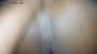 لقاء جنسي صريح: تدمير كس فتاة شرقية