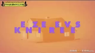 سحاقية إبوني ضخمة وفتاة شقراء نحيلة في جنس سحاقي قاس
