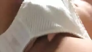أثداء كبيرة ترتد في حافلة مزدحمة