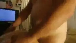 شيميل عراقي جميل يخضع لاختراق مزدوج في مشهد إباحي