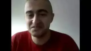 إباحية عربية جديدة: كاريس بشار تبلع بعمق وتحصل على قذف على الوجه