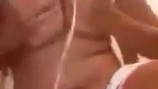 مغربي تتناك بشهوي