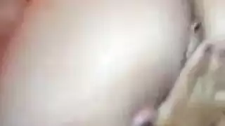 بورن إنجليزي كلاسيكي مع إنهاء بالقذف الداخلي