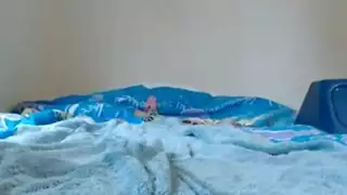 مؤخرة آسيوية ساخنة تمارس شرجي بجانب المسبح
