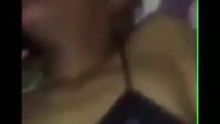 جلسة بورن خشنة على الأرض