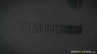 سكس في الحمام تحت الدش في المانيا