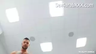 لا تلمسها ثم شاهدتها تأخذ كل سنتيمتر