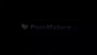 قضيب صغير يضرب فتحات ضيقة محتوى إكس إكس إكس