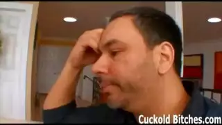 لمرأ تتحرك فوق رجلنيك جوردي يمسك بزاز