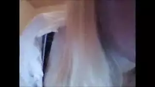 الاخت تضحك على اخوك
