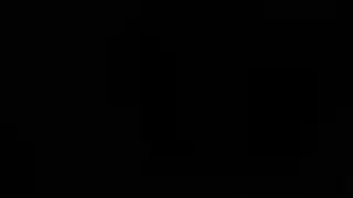 واحد بيشخ في بق