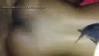 شرج عنيف وحلق عميق مع صوت خام