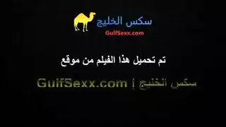 نيك على وعاء المرحاض: نيك عميق لها أثناء قضاء الحاجة