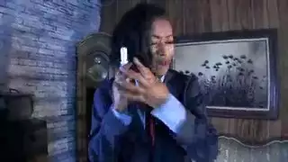 فيلم إباحي صريح مع عائشة وجواربها الطويلة السوداء