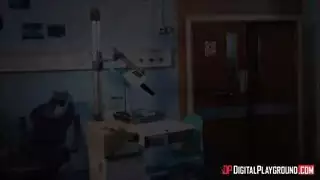 قضيب ضخم منطلق على مهبل ضيق حركة جنسية مشتعلة