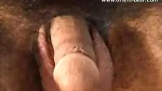 نزل هذه المجموعة اليابانية الإكس إكس إكس للجنس الثلاثي