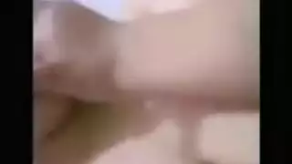 بورن خيارة كبيرة عمة عربية تلعب بمهبلها وحدها