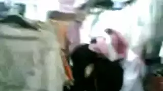 استيلاء خليجي متوحش: بنت المحل ترفع طيزها للوجه