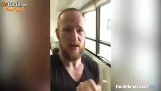 تقوم بالنوم عارية لصديقا ليعمل لها مساج
