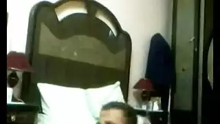 المرأة العربية الكلاسيكية تستمتع بالجميع العنيف على الوجه