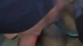 رجل عربي وسيم يسيطر بعنف في فيلم إباحي صريح