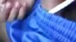 لعق السائل المنوي من عموده