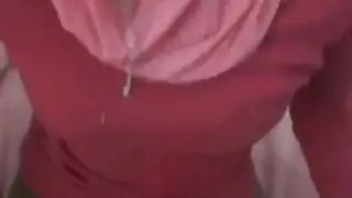 سكس البت الخضر تمص الزب
