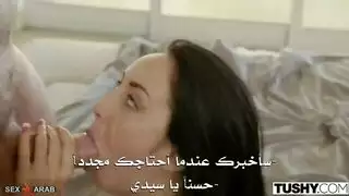 جليسة الأطفال المراهقة تتوسل للجنس الشرجي دخول خلفي قوي