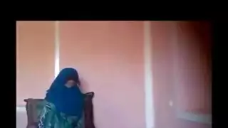 نيك سري: رجل أفغاني ينيك امرأة ناضجة بعنف