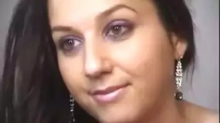 كاترين في جلسة نيك مزدوج من مهبلها وشرجها مع عدة رجال