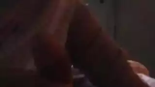 جميلة سعودية ممتلئة الجسم في فيلم بورنو صريح: اختراق للحلق والشرج