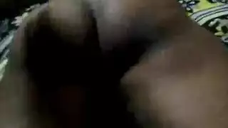 ثلاثي صريح مع عاهرات إثيوبيات مثيرة