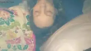 العاهرة المعدمة موللي تحصل على ضرب شرجي وعمل فردي