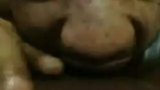 شاب عربي يصور محارمه
