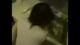 بلع عميق وتفجير داخلي مفرط