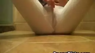 سيدات مسنات يأخذن شرج قاسي