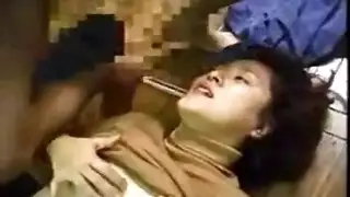 تقبيل سمنة شعر مصبوغ
