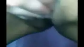 قبضة حنجرة تبتية: شفاهها تجعلني أقذف فوراً