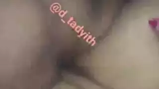 يدخل علئ زوجته وهي تتناك من ابنه